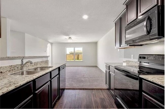 Building Photo - 140 Continental Avenue, Liberty Hill, TX 7...