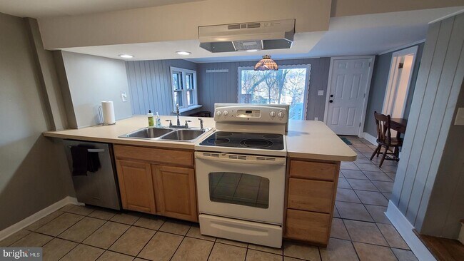 Foto del edificio - 1858 S Delaware Dr