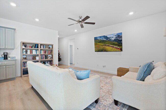 Foto del edificio - 7443 8th St