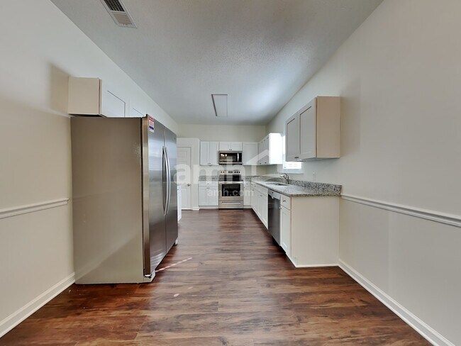 Foto del edificio - 65 Oak Ridge Cir