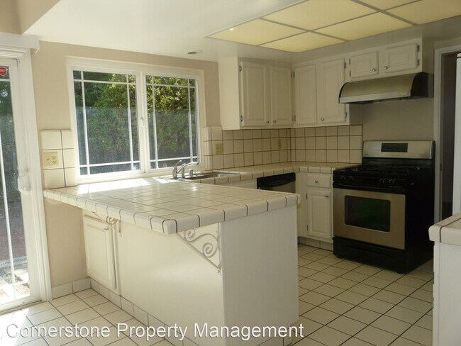 Foto del edificio - 3 br, 2 bath House - 6514 Springpath Ln.