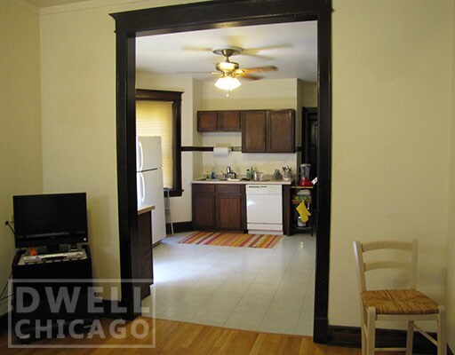 Foto del edificio - 2822 N Albany Ave