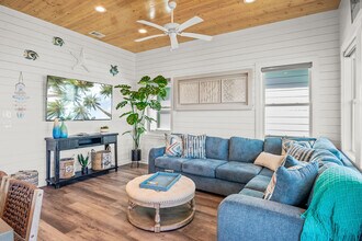 Building Photo - 5497 TX-361