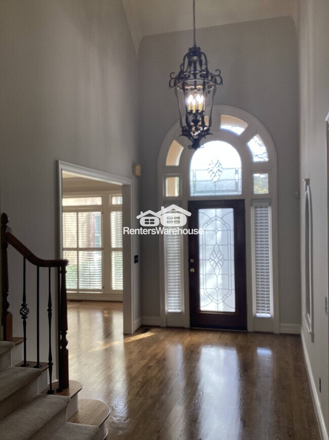 Foto del edificio - 7815 Tintern Trce