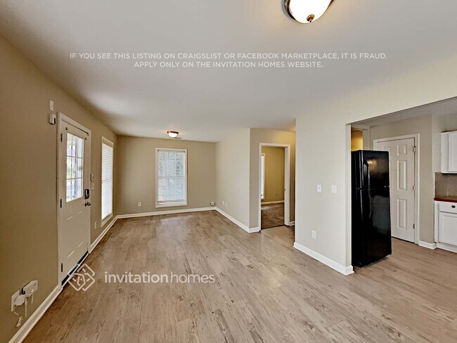 Foto del edificio - 210 Farrington Ave SE
