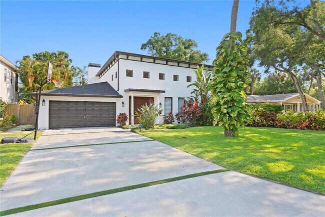 Foto del edificio - 4308 W Beach Park Dr