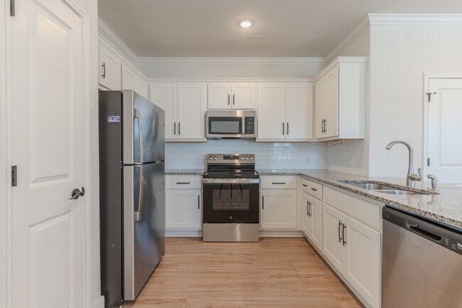 Foto del edificio - 10310 Candlewood Wy