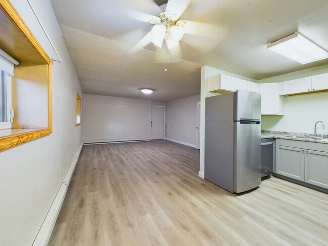 Foto del edificio - 2663 S Turner St