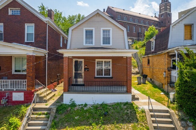 Foto del edificio - Stunning 2 bedroom home in Carrick availab...
