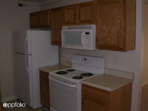 Building Photo - 111 Park Hill Ln