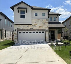 Building Photo - 124 MacArthur Dr