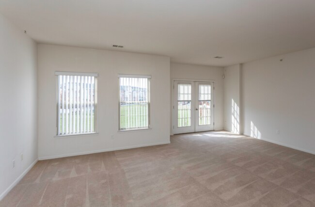 Foto del edificio - Towne Center Flats - 14070 Webster Dr.