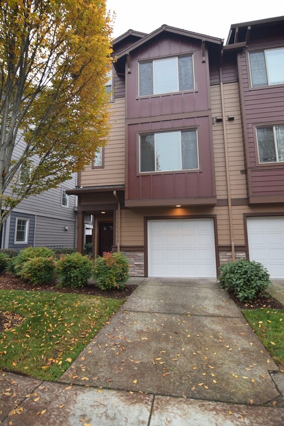 Foto principal - 181 Northeast 78th Avenue