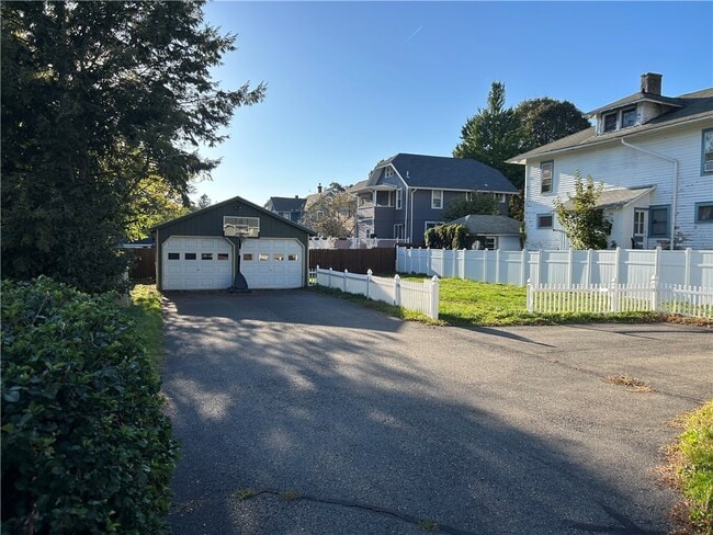 Foto del edificio - 411 Hoffman St