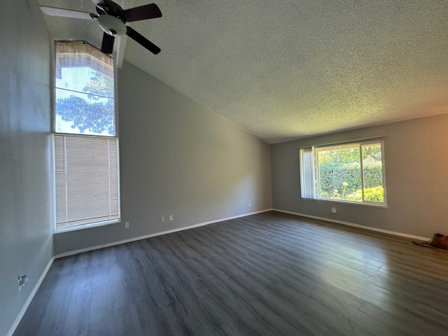 Family room with vaulted ceiling - 617 W Granger Ave