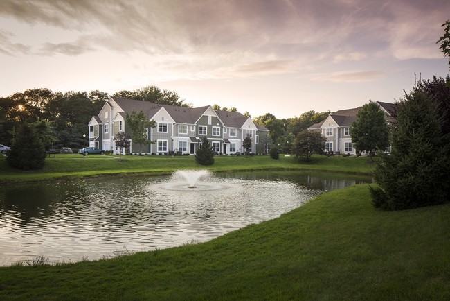 Foto del edificio - Brook View Apartment Homes