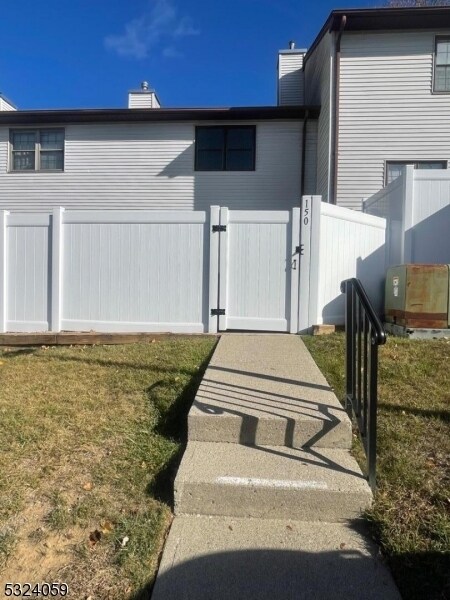 Building Photo - 150 Cynthia Dr