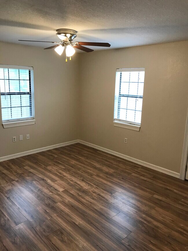 Foto del edificio - 306 N 9th Ave