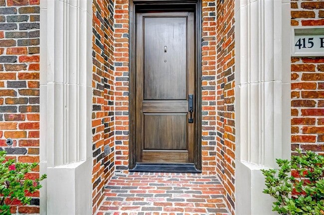 Building Photo - 415 Lovett Blvd