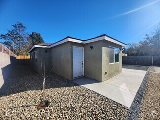 Building Photo - 891 Country Hill Rd