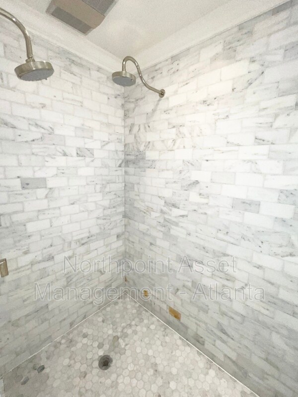Foto del edificio - 2588 Winslow Dr NE