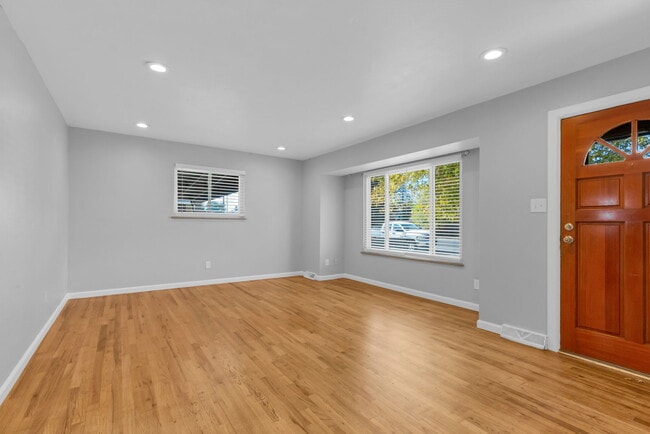 Photo - 1230 S Pierce St House