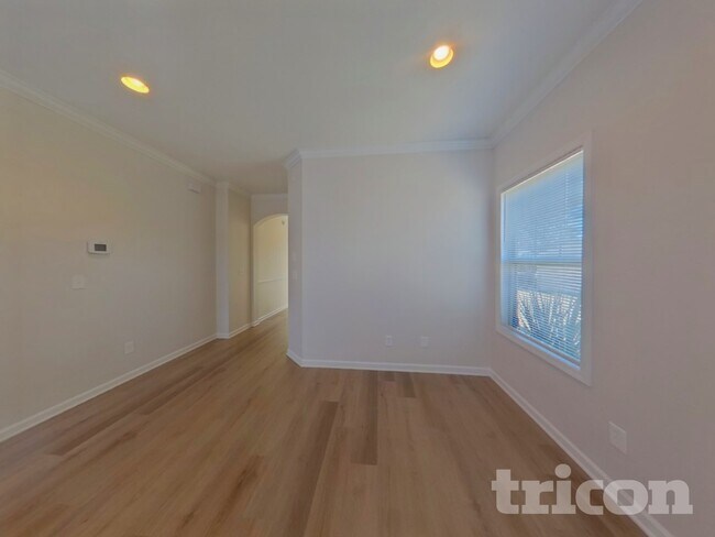 Foto del edificio - 129 Hillock Ct