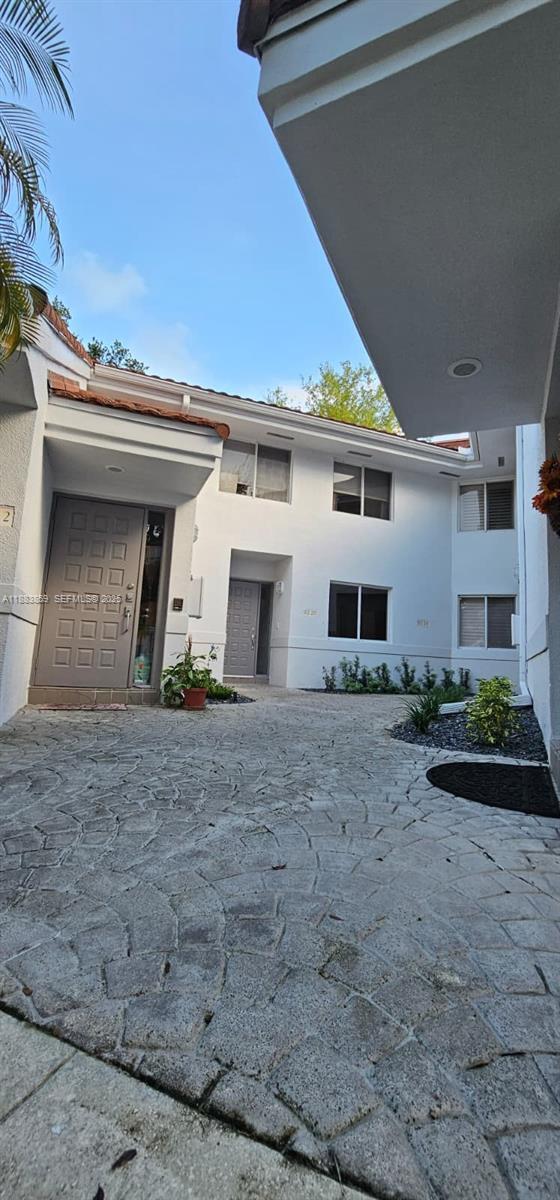 Foto del edificio - 9220 NW 9th Pl