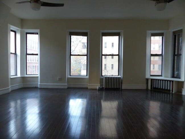 Building Photo - 1 bedroom in NEW YORK NY 10024