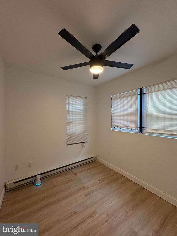 Foto del edificio - 2423 N Park Ave