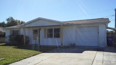Building Photo - 1423 Classic Dr