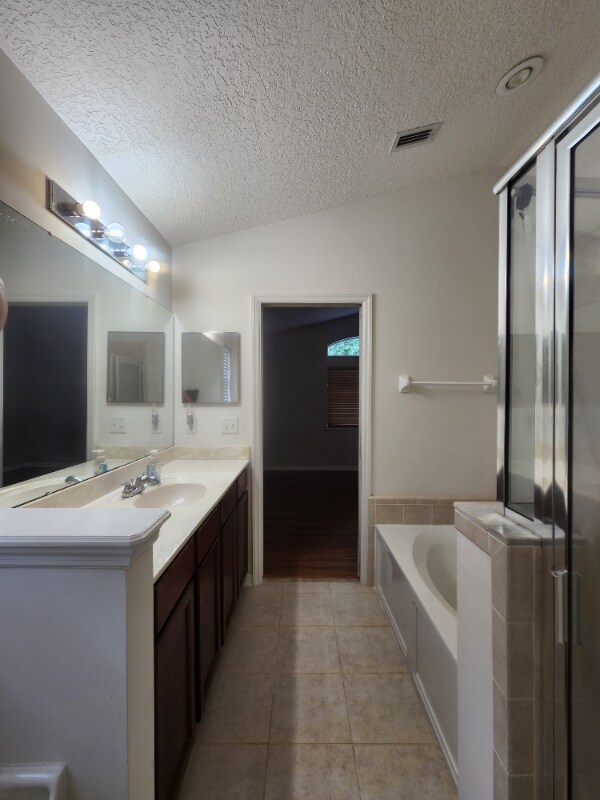 Foto del edificio - 6126 Morse Glen Ct