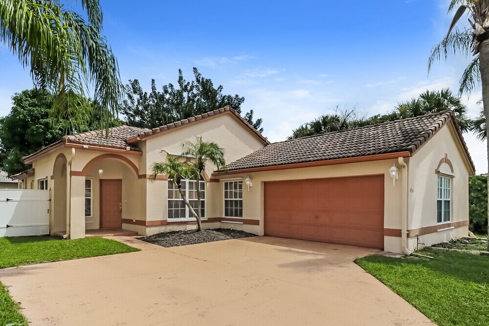 Primary Photo - 6755 Red Reef St