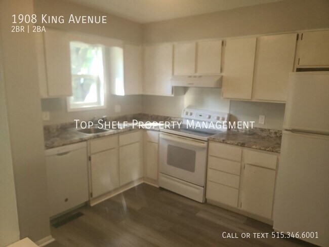Building Photo - 2 Bedroom, 1.5 Bath now available!