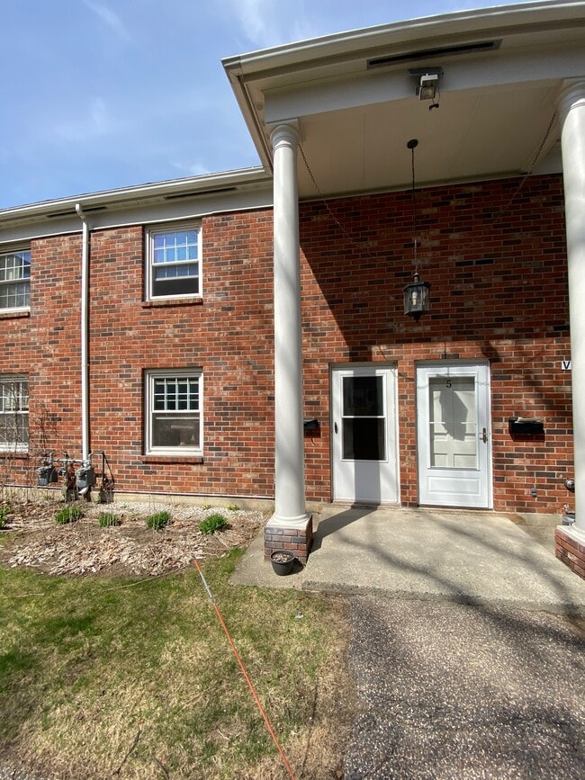 425 Dorset St Unit 6, South Burlington, VT 05403 Condo for Rent in