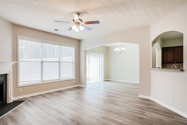 Building Photo - 95 Golden Pine Rd