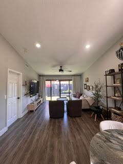Building Photo - 10267 Boca Bend W