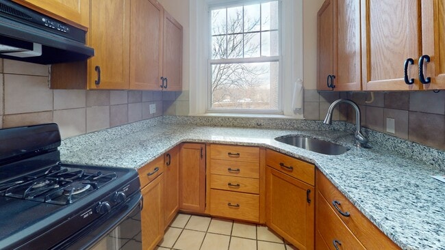 Photo - 10 Jamaicaway Townhome