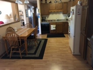 Foto principal - 7595 N Shore Dr