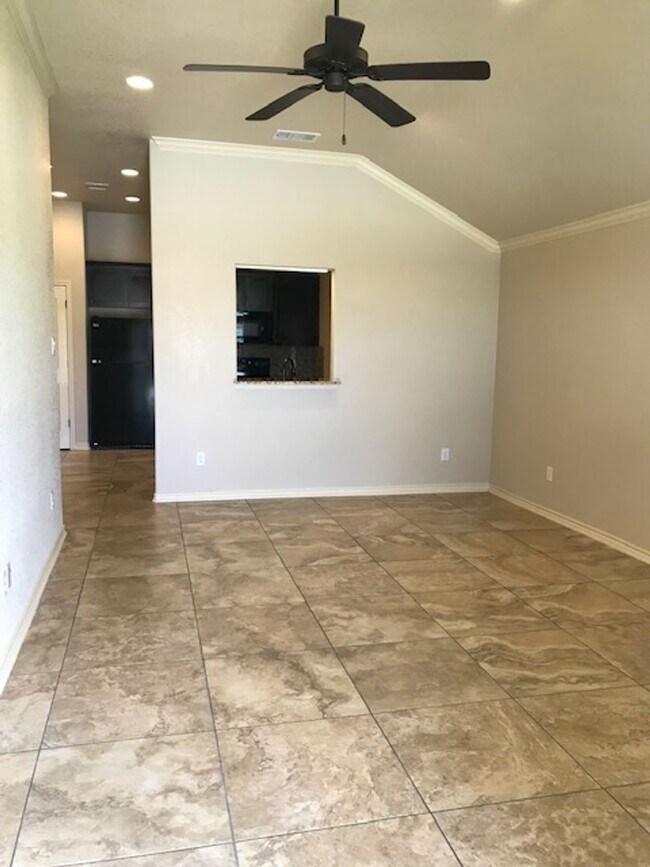 Foto del edificio - 5506 Settlers Ct