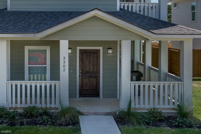 Foto del edificio - 5 br, 5.5 bath House - 3302 Cavitt Ave