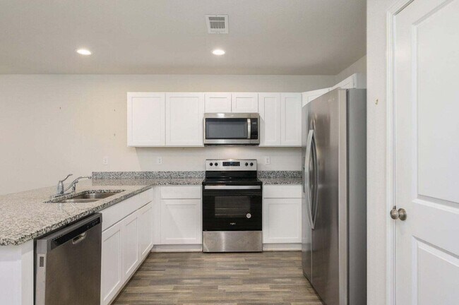 Building Photo - 155 Mikaela Loop