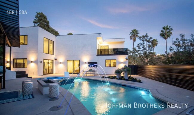 Building Photo - 3255 Canyon Lake Dr