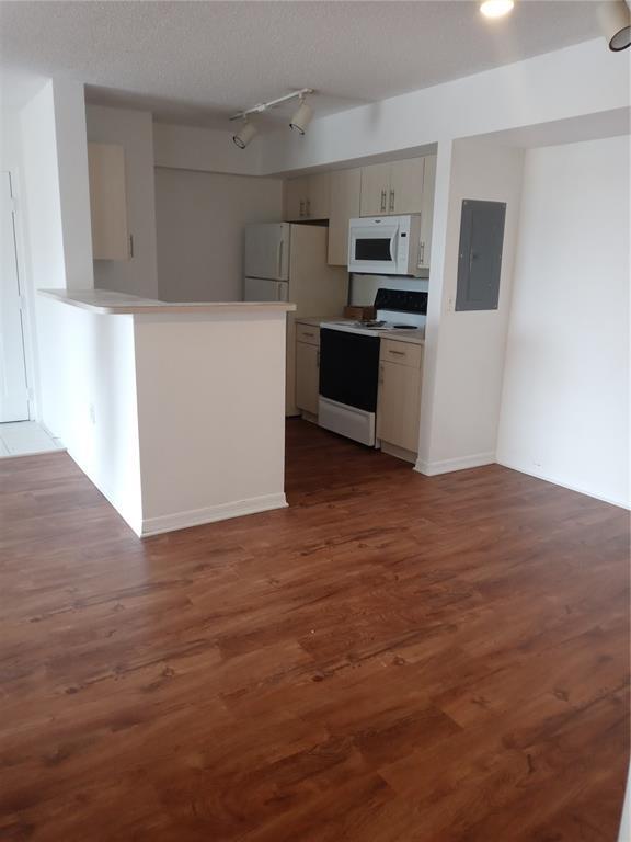 Foto del edificio - 777 SW 111th Way