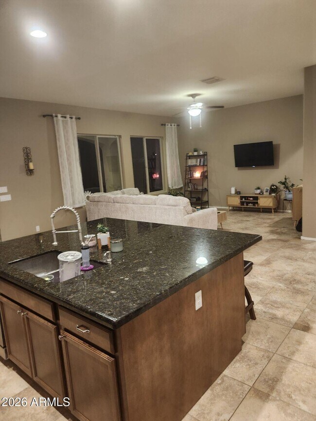 Foto del edificio - 19750 E Apricot Ct