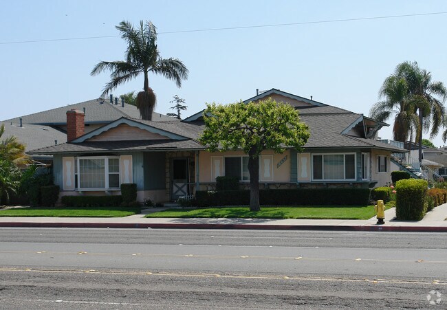 Foto del edificio - 16652 Goldenwest St