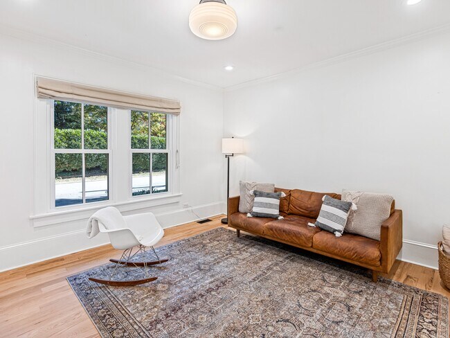 Foto del edificio - 91 Virginia Ave