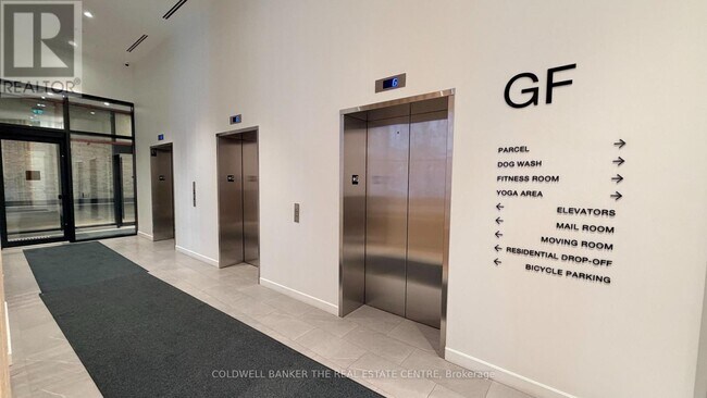 Building Photo - 3009 Novar Rd