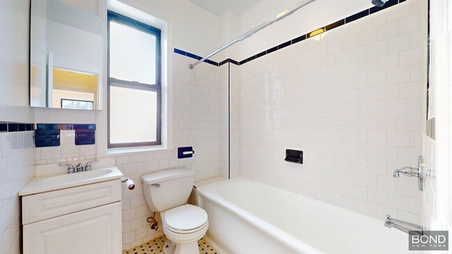 Foto del edificio - 55 W 55th St
