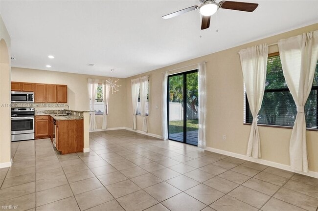 Building Photo - 3 br, 2.5 bath House - 8767 W 33rd Ave